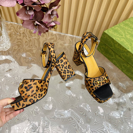 HORSEBIT HIGH-HEEL SANDAL WITH LEOPARD PRINT IN PEANUT BROWN VELVET AND CALFSKIN LINING