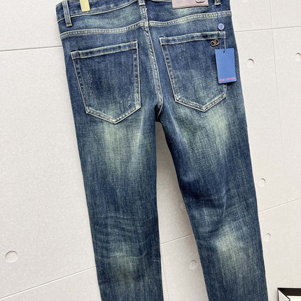LV BLUE DENIM JEAN 239500