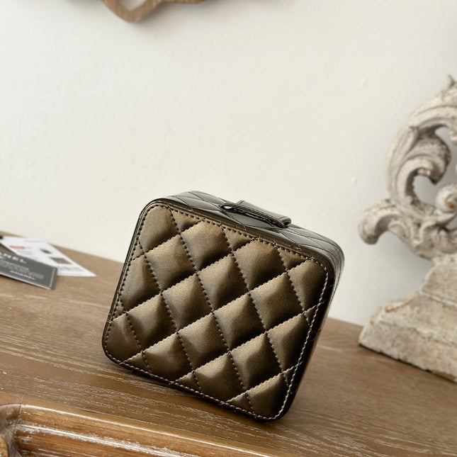 MINI VINTAGE COSMETIC BAG 11 IN MIKADO SHINY CALFSKIN GOLD HARDWARE