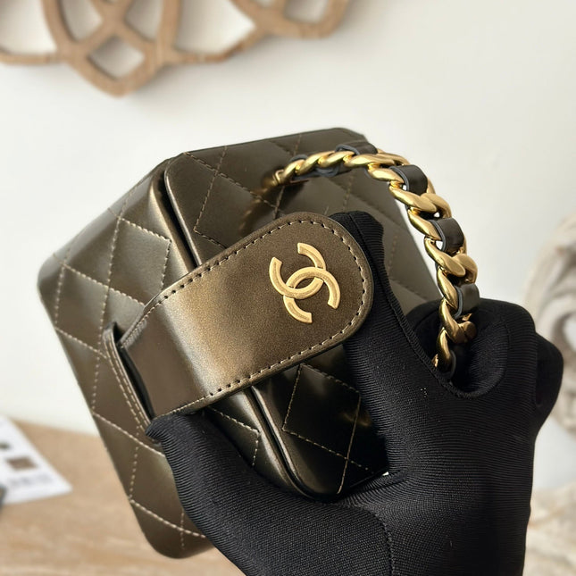 MINI VINTAGE COSMETIC BAG 11 IN MIKADO SHINY CALFSKIN GOLD HARDWARE
