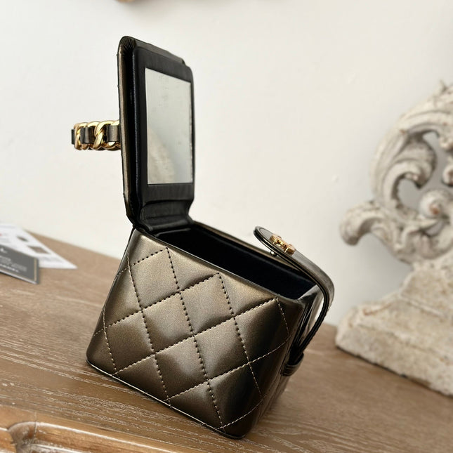 MINI VINTAGE COSMETIC BAG 11 IN MIKADO SHINY CALFSKIN GOLD HARDWARE