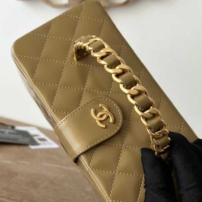 VINTAGE COSMETIC BAG 22 IN CAPE PALLISER SHINY CALFSKIN GOLD HARDWARE