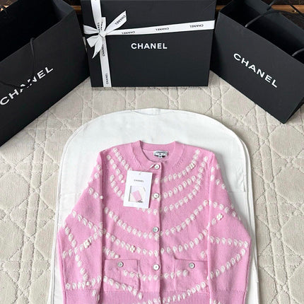 Chanel 25P Cardigan Pink Mix White Cashmere 237302