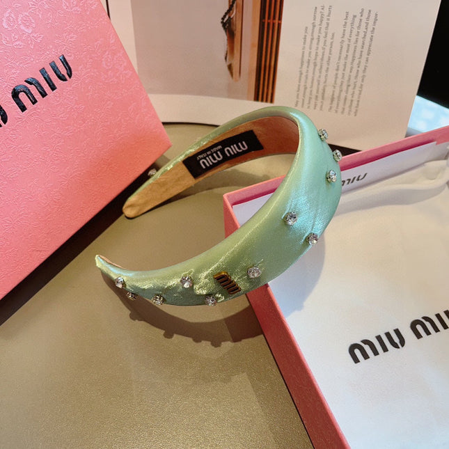 THICK HEADBAND IN JADE GREEN SILK ATTACHED DIAMONDS 406043