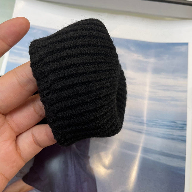 GLOVES IN BLACK CASHMERE WITH WHITE LOGO 405907