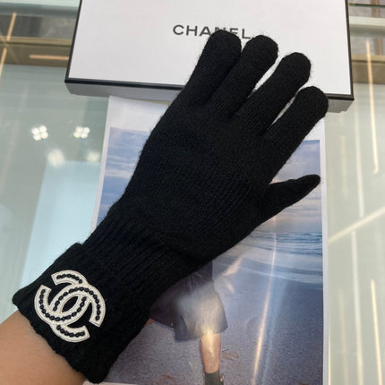 GLOVES IN BLACK CASHMERE WITH WHITE LOGO 405907