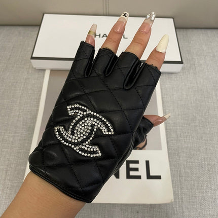 FIGERLESS GLOVES IN BLACK SHEEPSKIN 463851