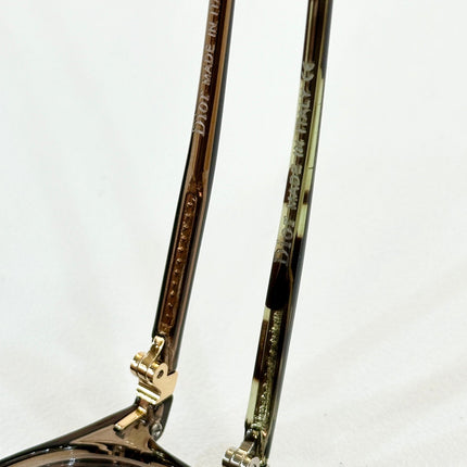 MONTAIGNE SUNGLASS CD S17F IN ACETATE