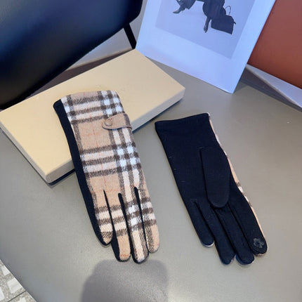 LINED GLOVES IN CAMEL BEIGE AND BLACK WOOL 453711