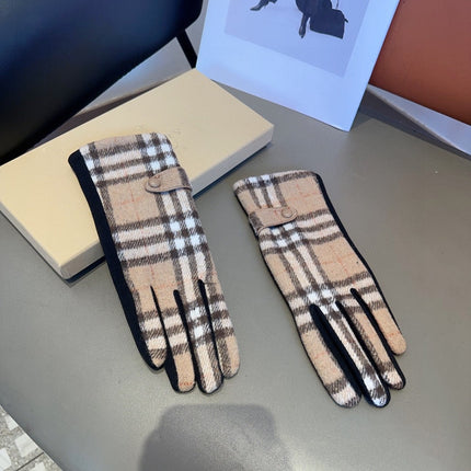 LINED GLOVES IN CAMEL BEIGE AND BLACK WOOL 453711