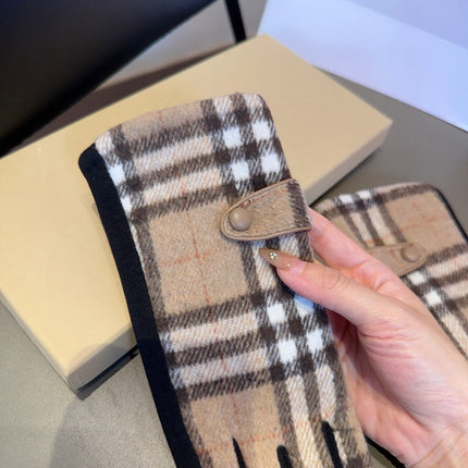 LINED GLOVES IN CAMEL BEIGE AND BLACK WOOL 453711