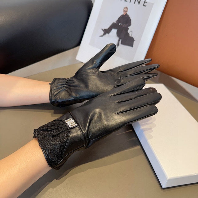GLOVES ATTACHED LACE IN BLACK LAMBSKIN 378854