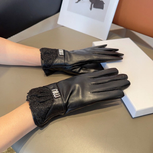 GLOVES ATTACHED LACE IN BLACK LAMBSKIN 378854