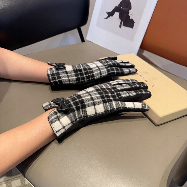 GLOVES IN BLACK WOOL WITH BOW 462284