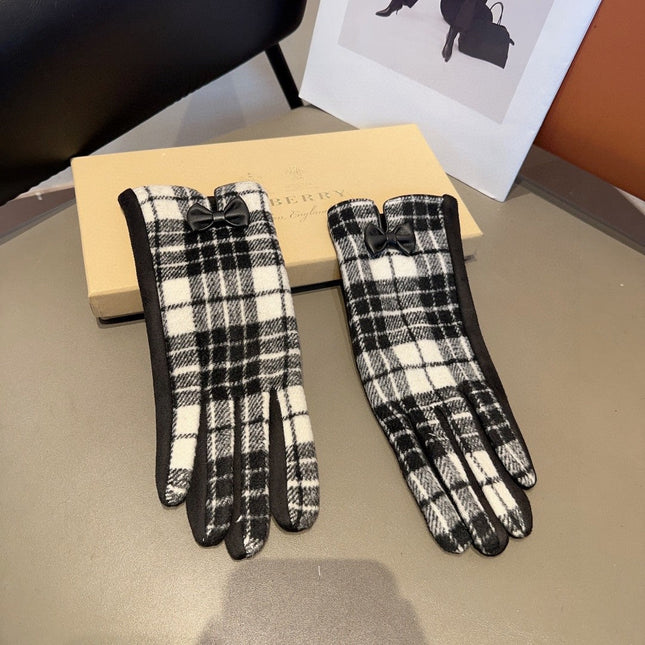 GLOVES IN BLACK WOOL WITH BOW 462284