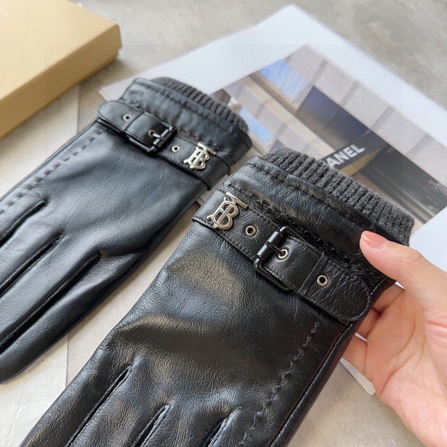 GLOVES IN BLACK LAMBSKIN 462301