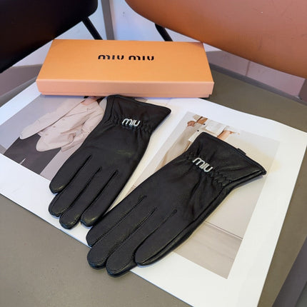 GLOVES IN BLACK LAMBSKIN 462378