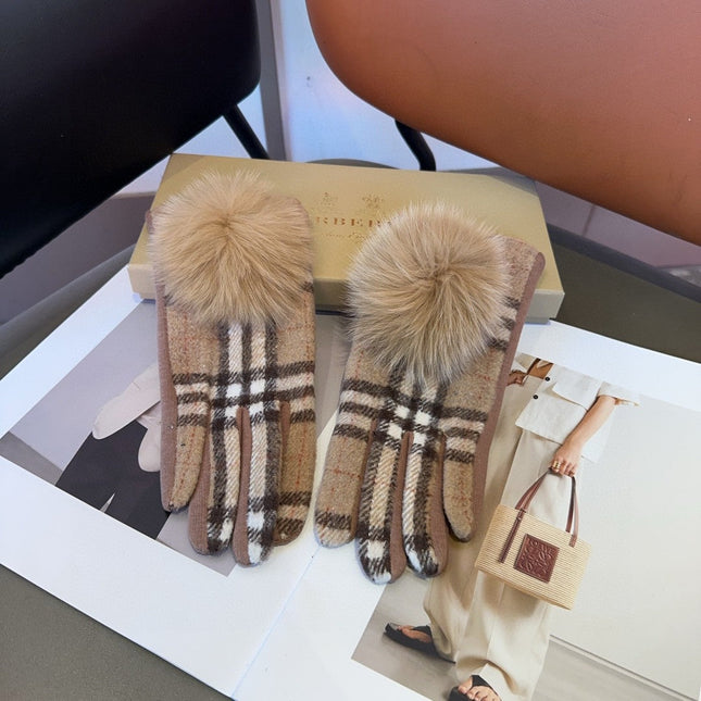 GLOVES IN CAMEL BEIGE WOOL 465019
