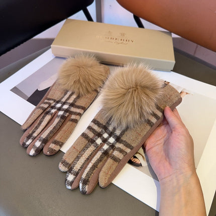 GLOVES IN CAMEL BEIGE WOOL 465019