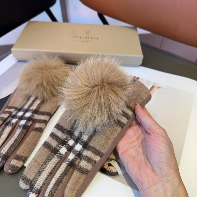GLOVES IN CAMEL BEIGE WOOL 465019