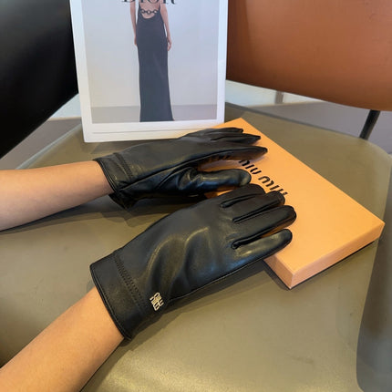GLOVES IN BLACK LAMBSKIN 465833