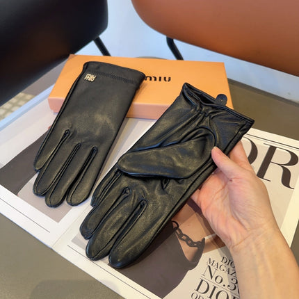GLOVES IN BLACK LAMBSKIN 465833