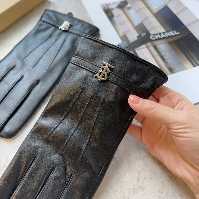 GLOVES IN BLACK LAMBSKIN 467987