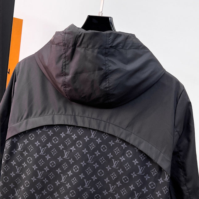 LV BLACK JACKET 239520