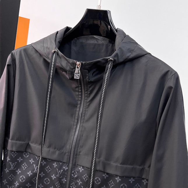 LV BLACK JACKET 239520