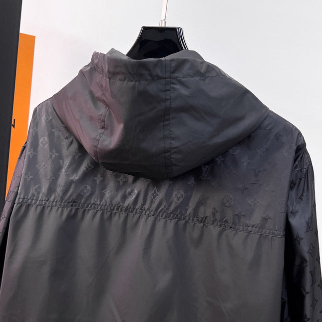 LV BLACK JACKET 239519