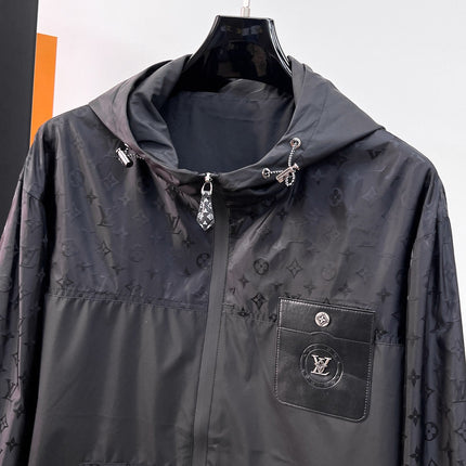 LV BLACK JACKET 239519