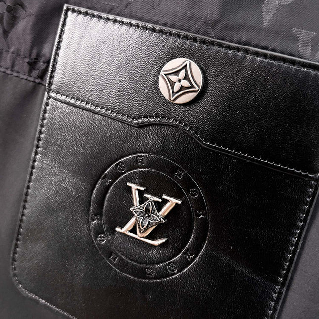 LV BLACK JACKET 239519