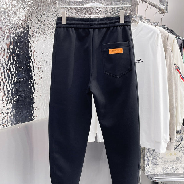 LV BLACK TROUSERS 239507