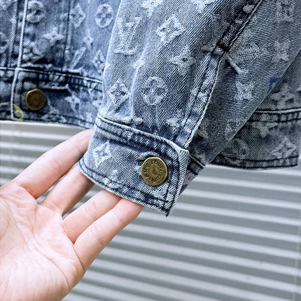 LV SHIRT JACKET IN LIGHT BLUE MONOGRAM CRAGGY DENIM 239125