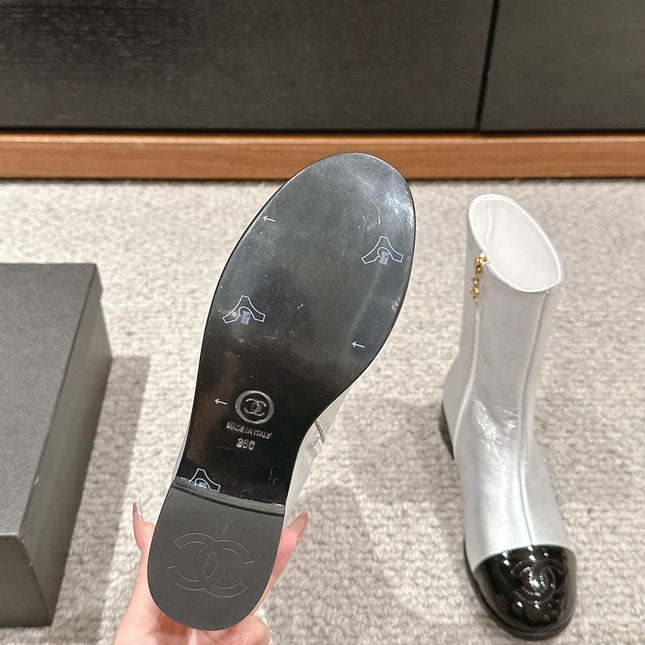 CC SHORT BOOTS IN SILVER MIX BLACK LAMBSKIN