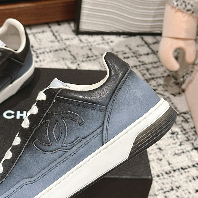 SNEAKER IN BLACK MIX COOL GRAY HAND-POLISHED CALFSKIN 977825