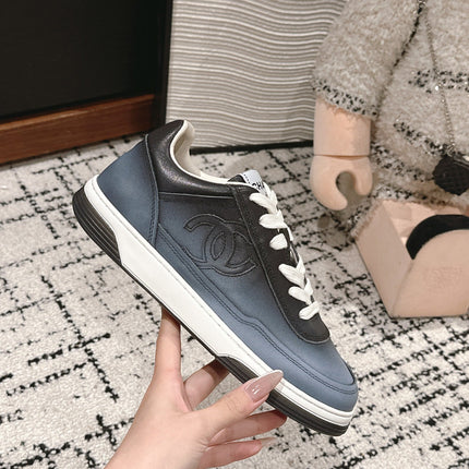 SNEAKER IN BLACK MIX COOL GRAY HAND-POLISHED CALFSKIN 977825
