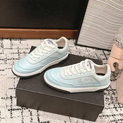 SNEAKER IN BLUE PASTEL HAND-POLISHED CALFSKIN 977829