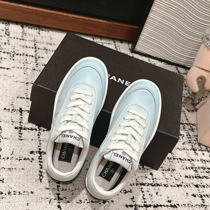 SNEAKER IN BLUE PASTEL HAND-POLISHED CALFSKIN 977829