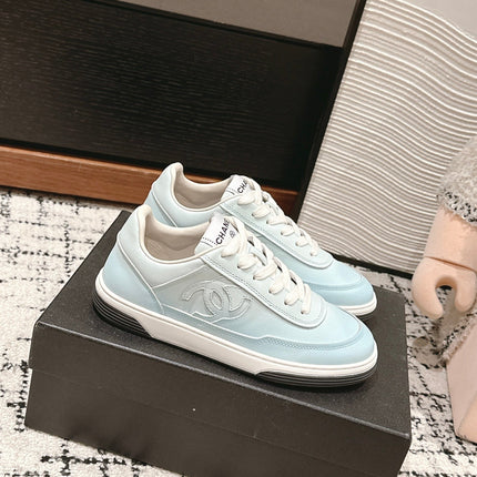 SNEAKER IN BLUE PASTEL HAND-POLISHED CALFSKIN 977829