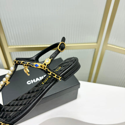 SANDALS PEARL CHAIN IN BLACK COWHIDE