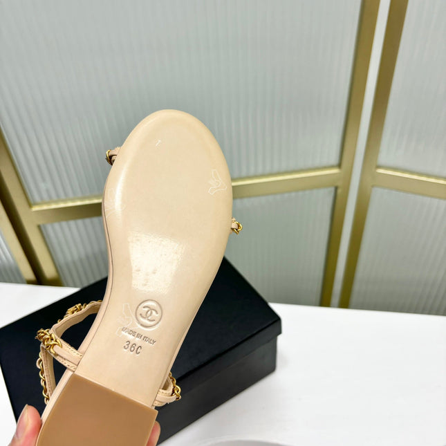 SANDALS PEARL CHAIN IN BEIGE CREAM COWHIDE