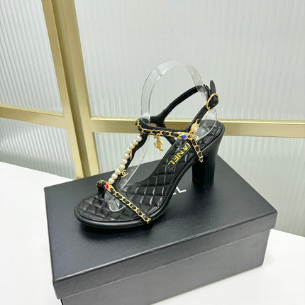 HIGH HEELS PEARL CHAIN IN BLACK COWHIDE