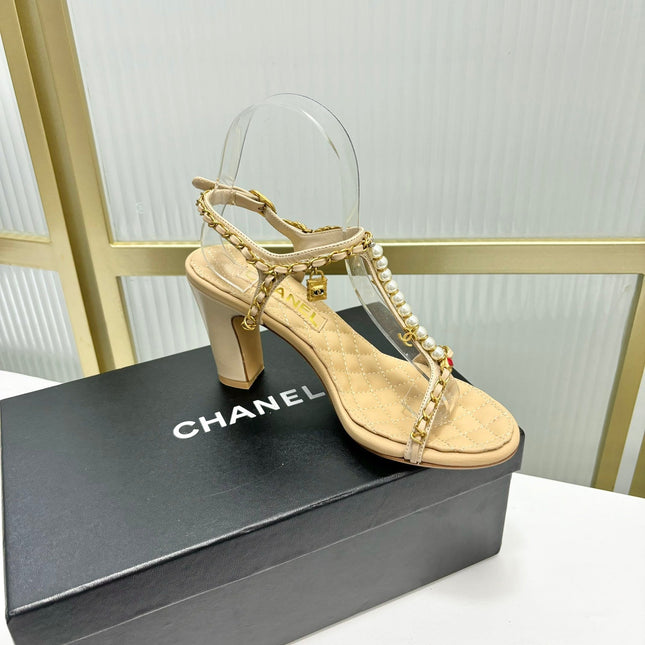 HIGH HEELS PEARL CHAIN IN BEIGE CREAM COWHIDE