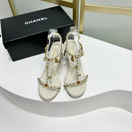 HIGH HEELS PEARL CHAIN IN WHITE COWHIDE