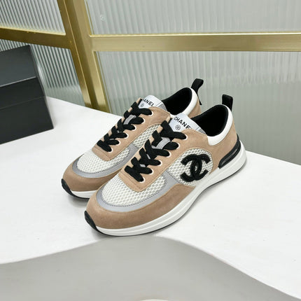 SNEAKER IN TAN BROWN SUEDE AND GREY BREATHABLE MESH