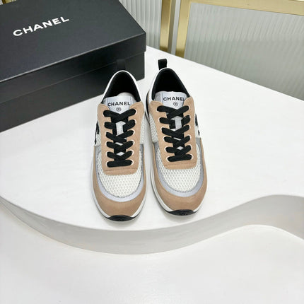 SNEAKER IN TAN BROWN SUEDE AND GREY BREATHABLE MESH