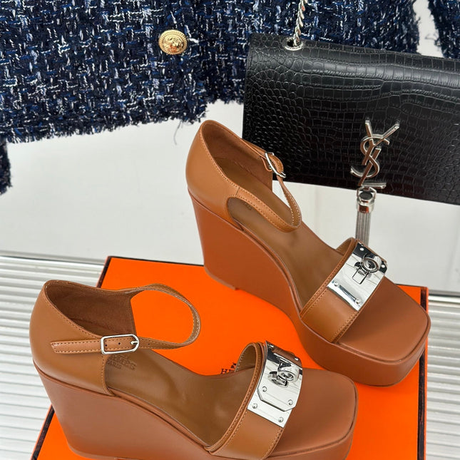 WEDGES SANDALS CARAMEL LAMBSKIN