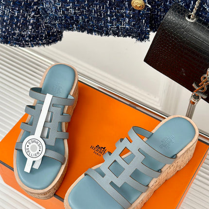 ISABELLA SANDAL SKY CALFSKIN
