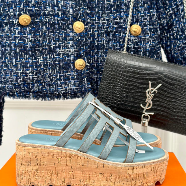 ISABELLA SANDAL SKY CALFSKIN